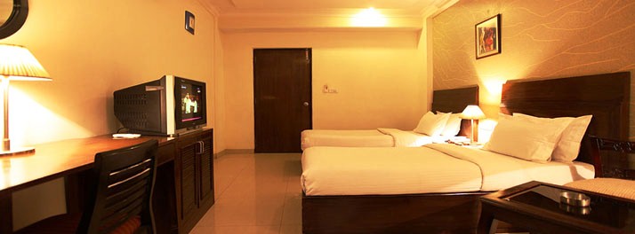 538/Waves Hotel - New Delhi 05.jpg